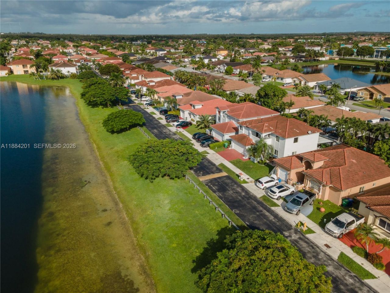 15981 SW 54th Ter, Miami, FL 33185 Photo