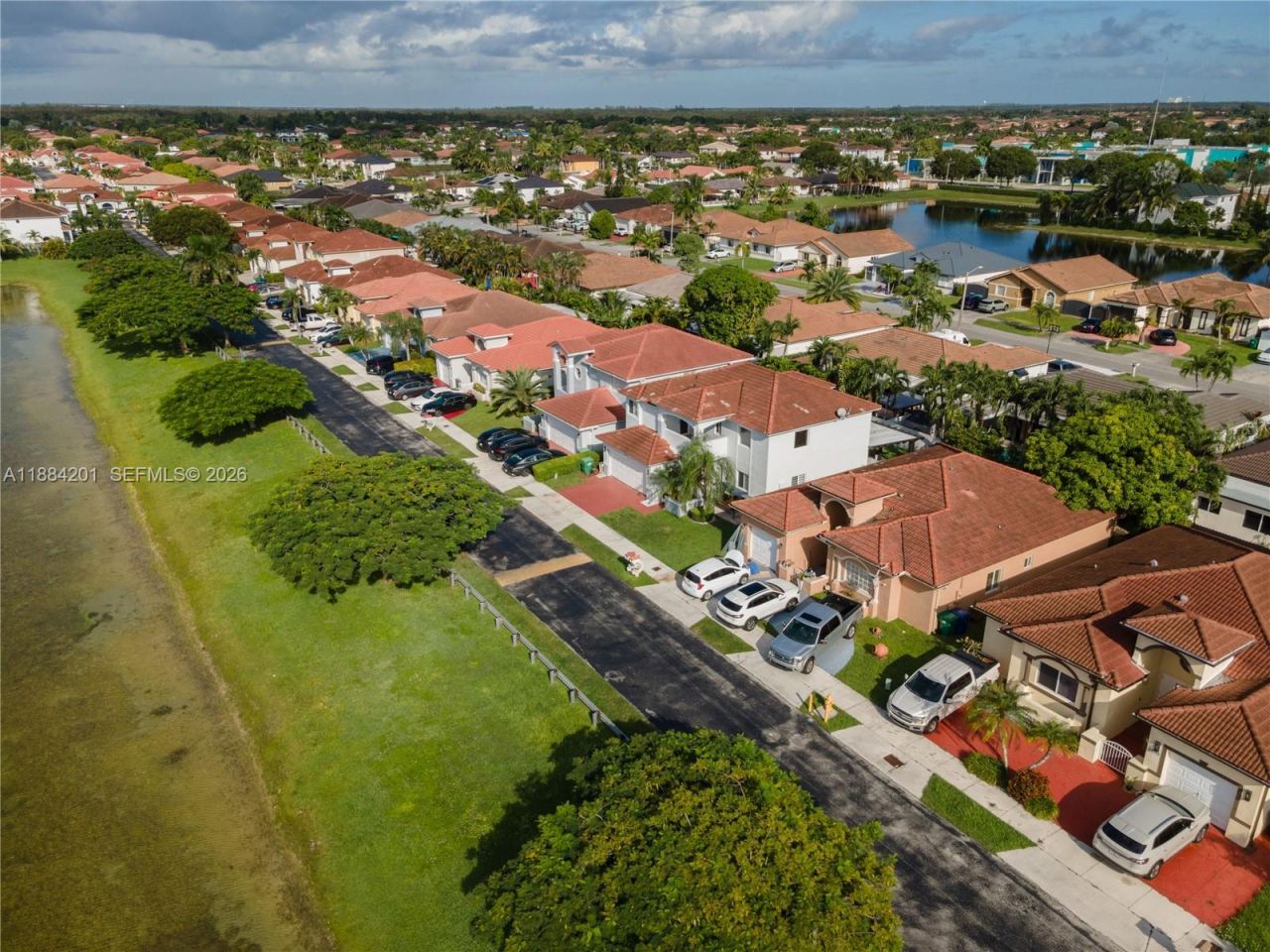 15981 SW 54th Ter, Miami, FL 33185 Photo