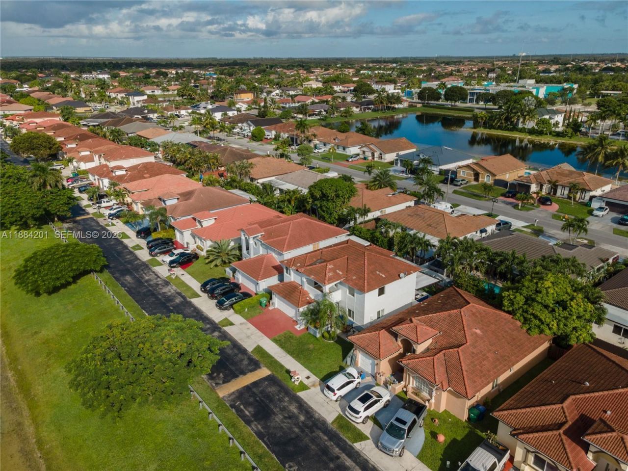 15981 SW 54th Ter, Miami, FL 33185 Photo