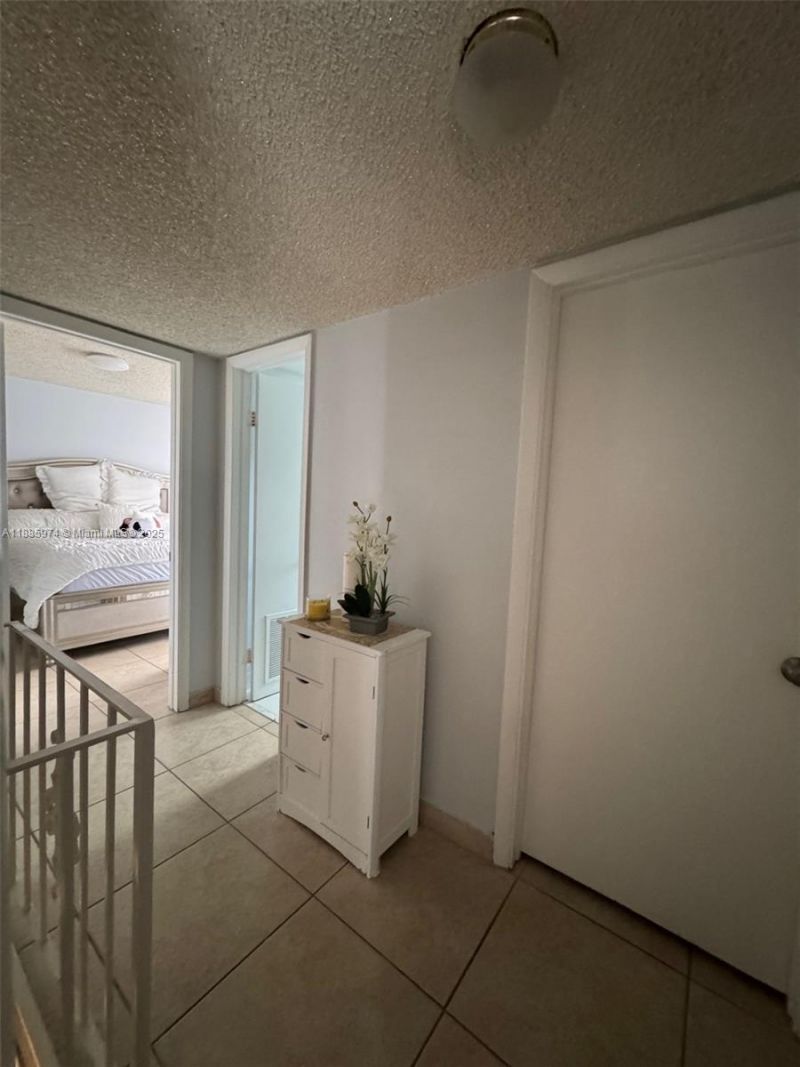 2410 SW 122nd Ct, Unit 1, Miami, FL 33175 Photo