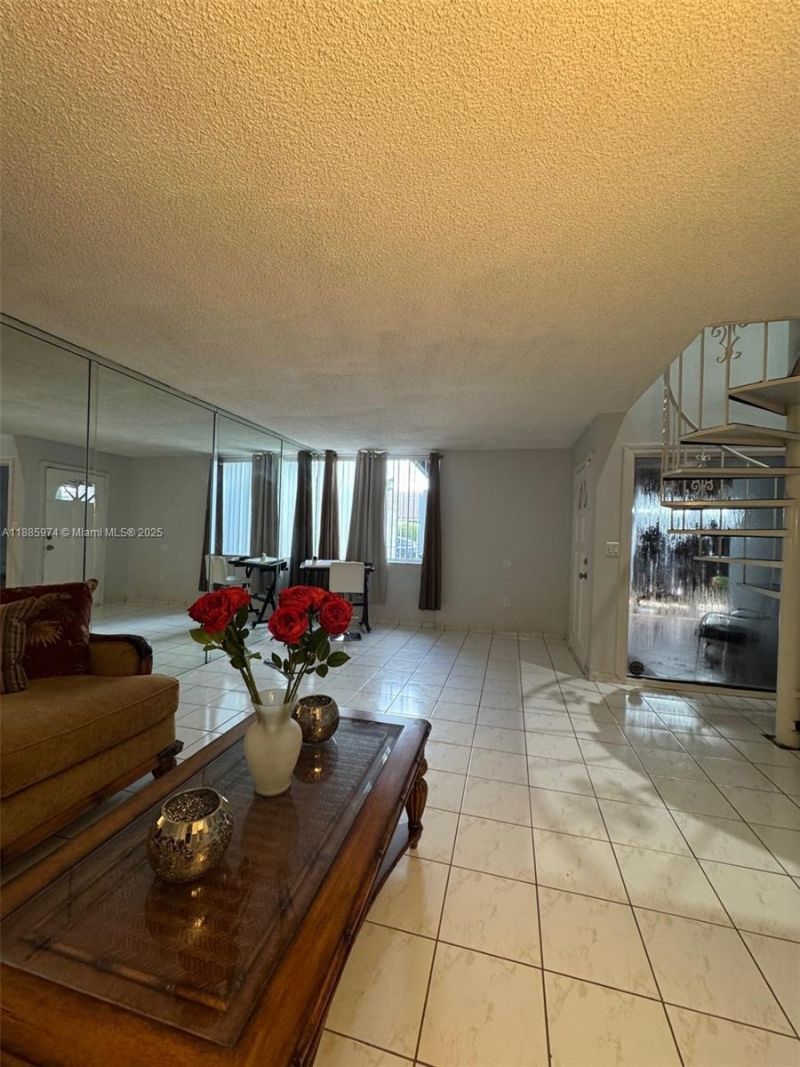 2410 SW 122nd Ct, Unit 1, Miami, FL 33175 Photo