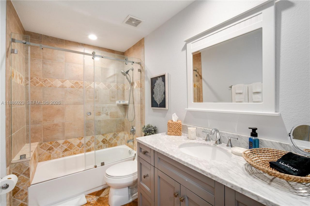 511 4th St, Key Colony, FL 33051 Photo