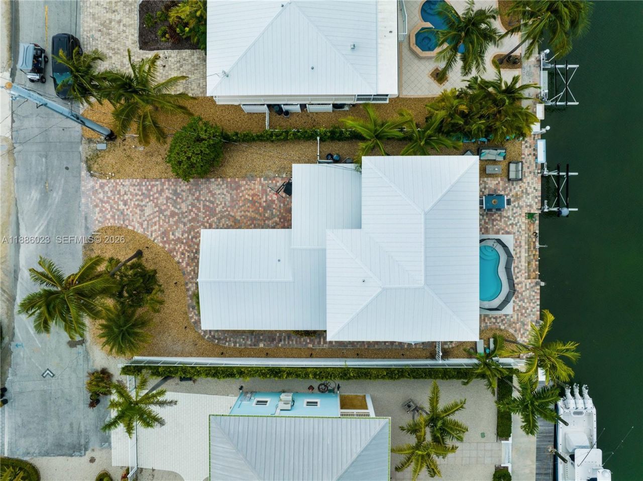 511 4th St, Key Colony, FL 33051 Photo