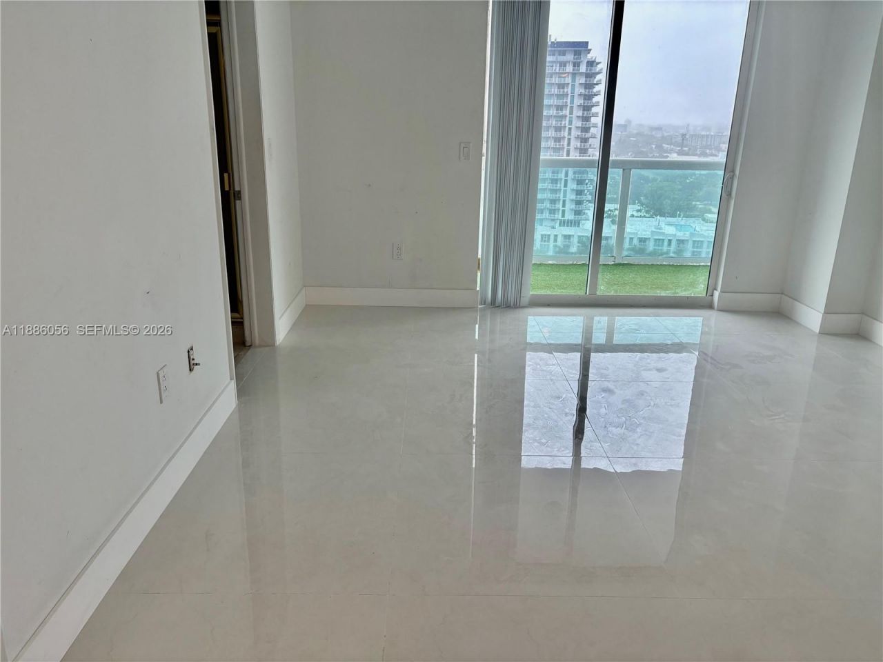 1800 N Bayshore Dr, Unit 1715, Miami, FL 33132 Photo