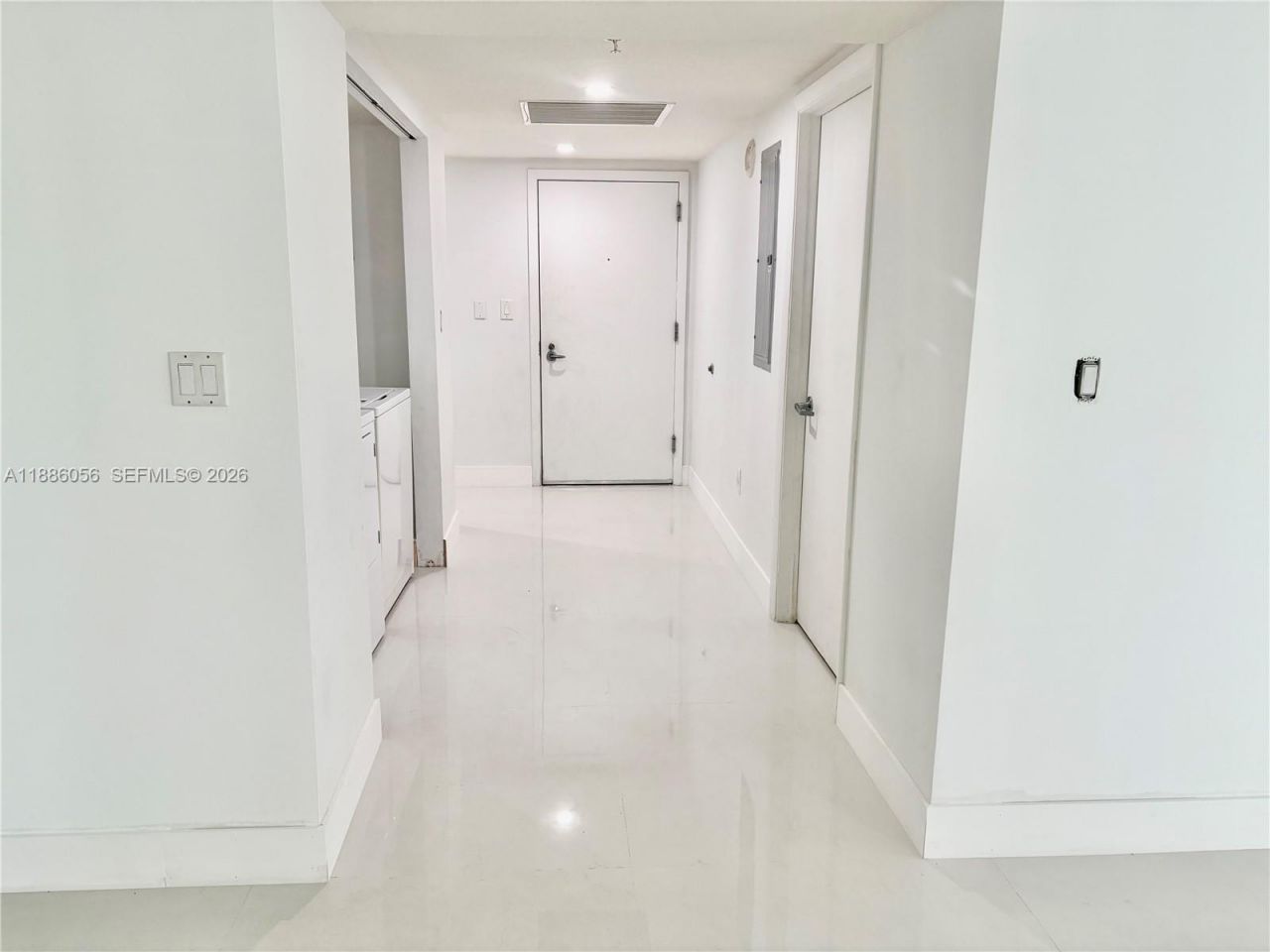 1800 N Bayshore Dr, Unit 1715, Miami, FL 33132 Photo