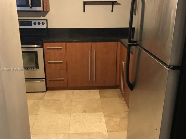 2101 Atlantic Shores Blvd, Unit 504, Hallandale Beach, FL 33009