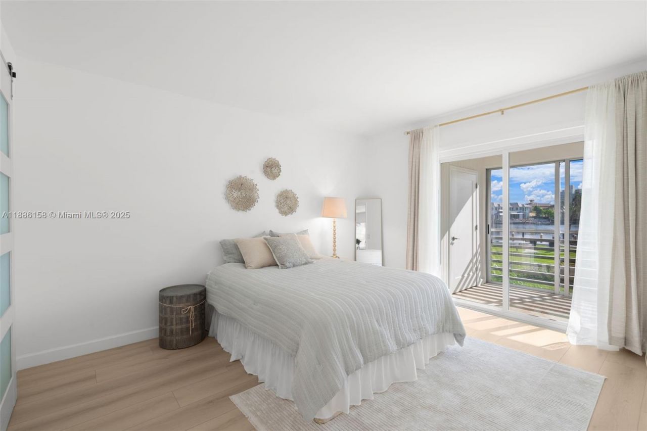 3301 Spanish Trl, Unit 207, Delray Beach, FL 33483 Photo