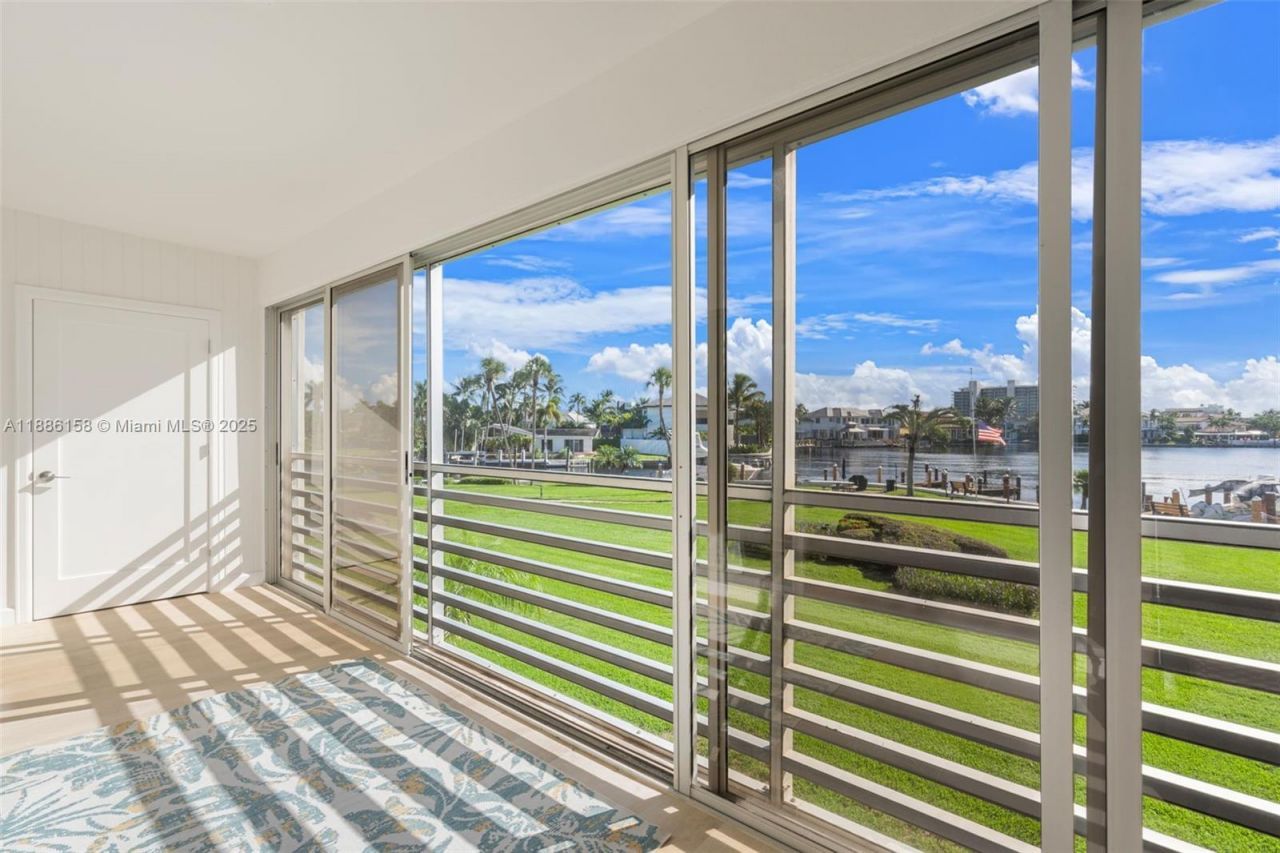 3301 Spanish Trl, Unit 207, Delray Beach, FL 33483 Photo