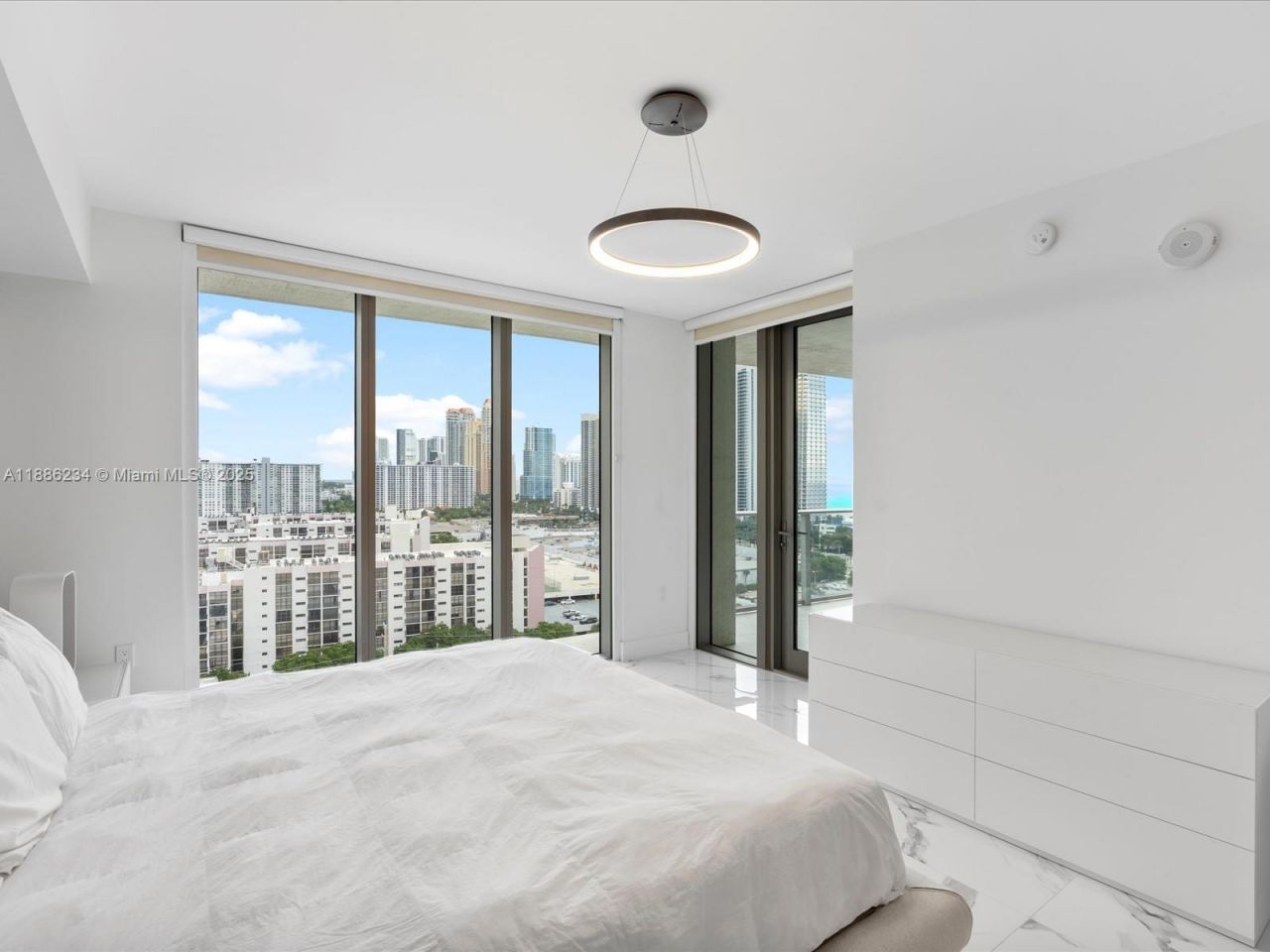 300 Sunny Isles Blvd, Unit 4-1601, Sunny Isles Beach, FL 33160 Photo