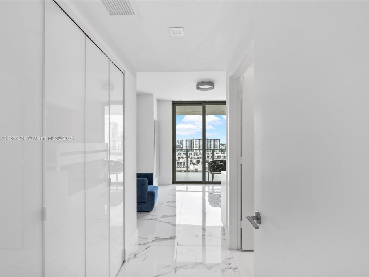 300 Sunny Isles Blvd, Unit 4-1601, Sunny Isles Beach, FL 33160 Photo