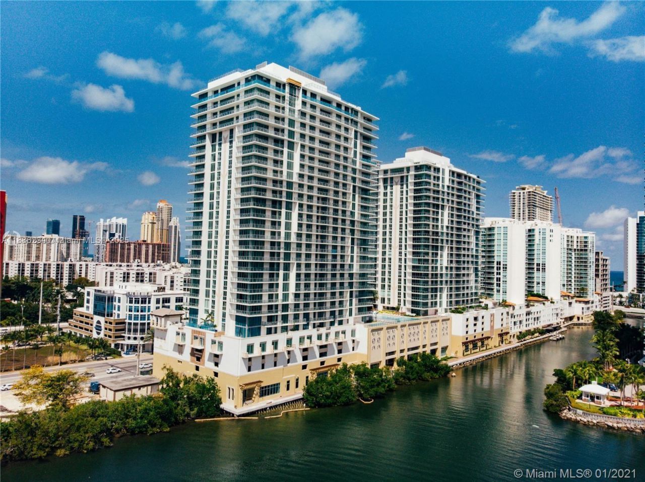 300 Sunny Isles Blvd, Unit 4-1601, Sunny Isles Beach, FL 33160 Photo