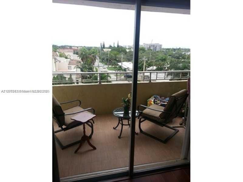 900 NE 18th Ave, Unit 505, Fort Lauderdale, FL 33304 Photo