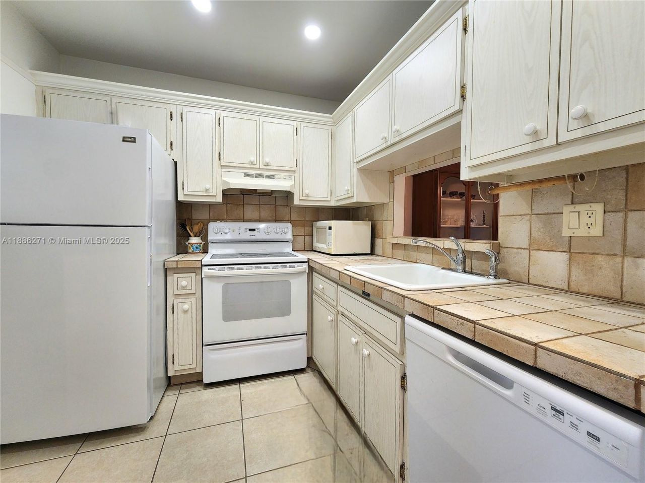 4431 NW 16th St, Unit H109, Lauderhill, FL 33313 Photo