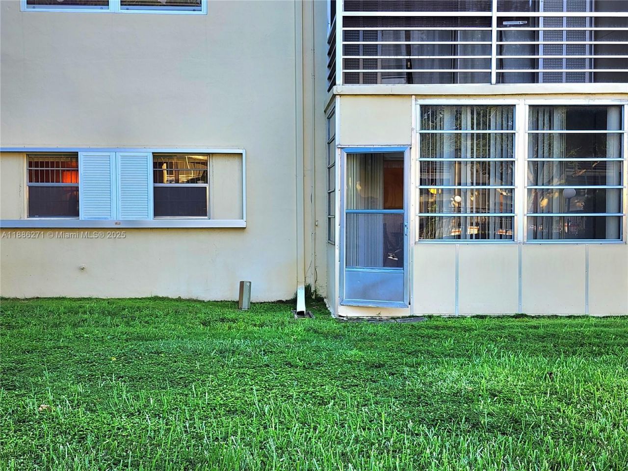 4431 NW 16th St, Unit H109, Lauderhill, FL 33313 Photo