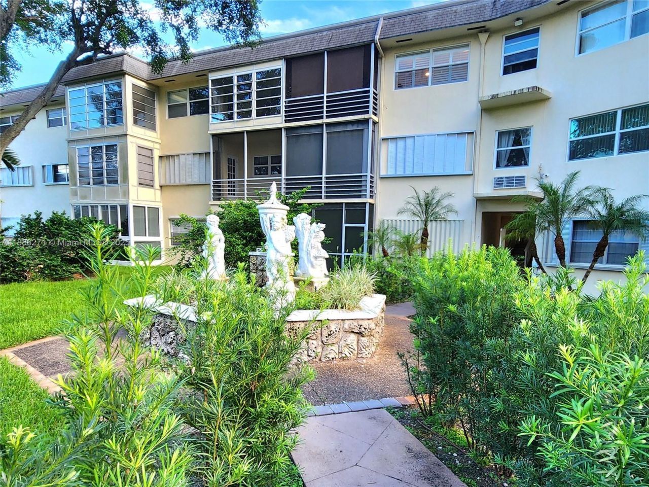 4431 NW 16th St, Unit H109, Lauderhill, FL 33313 Photo