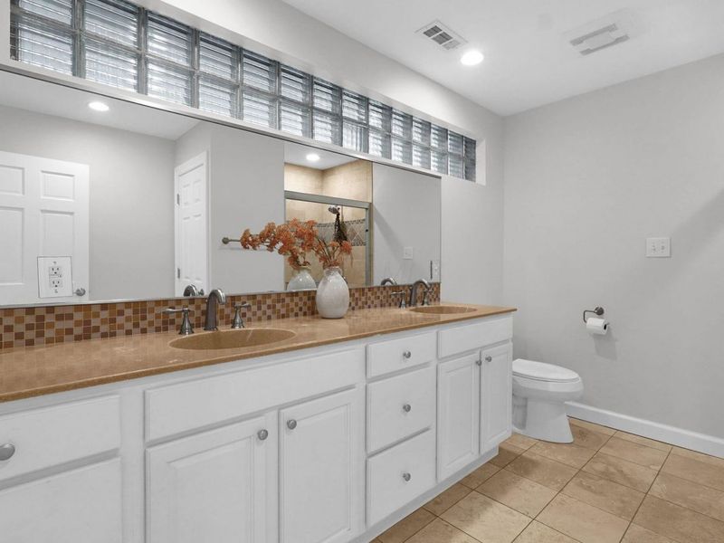 4025 Dublin Road, Columbus, OH 43221 Photo 23