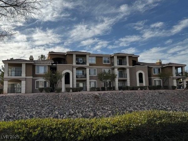 2900 Sunridge Heights Parkway, Unit 933, Henderson, NV 89052