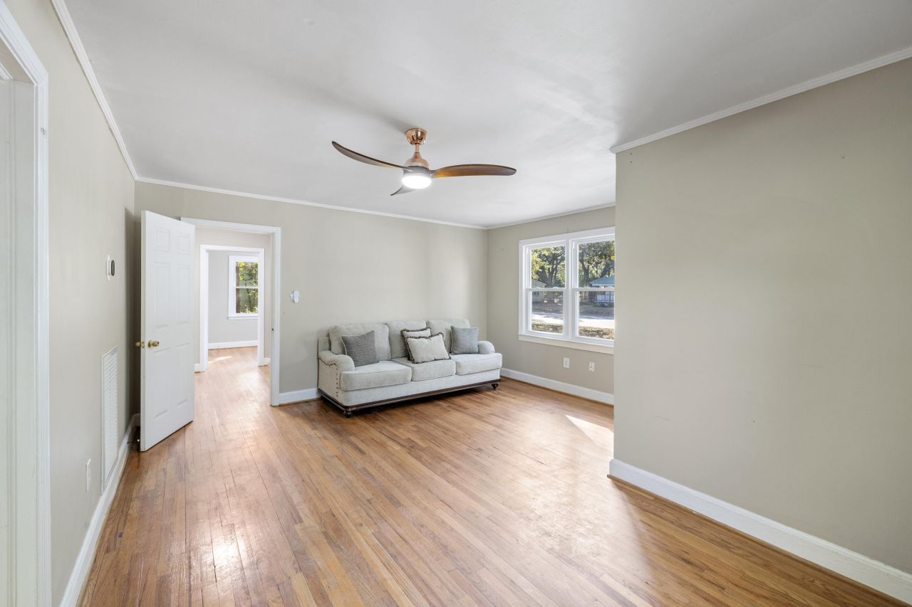 109 Bishop Street Photo 7