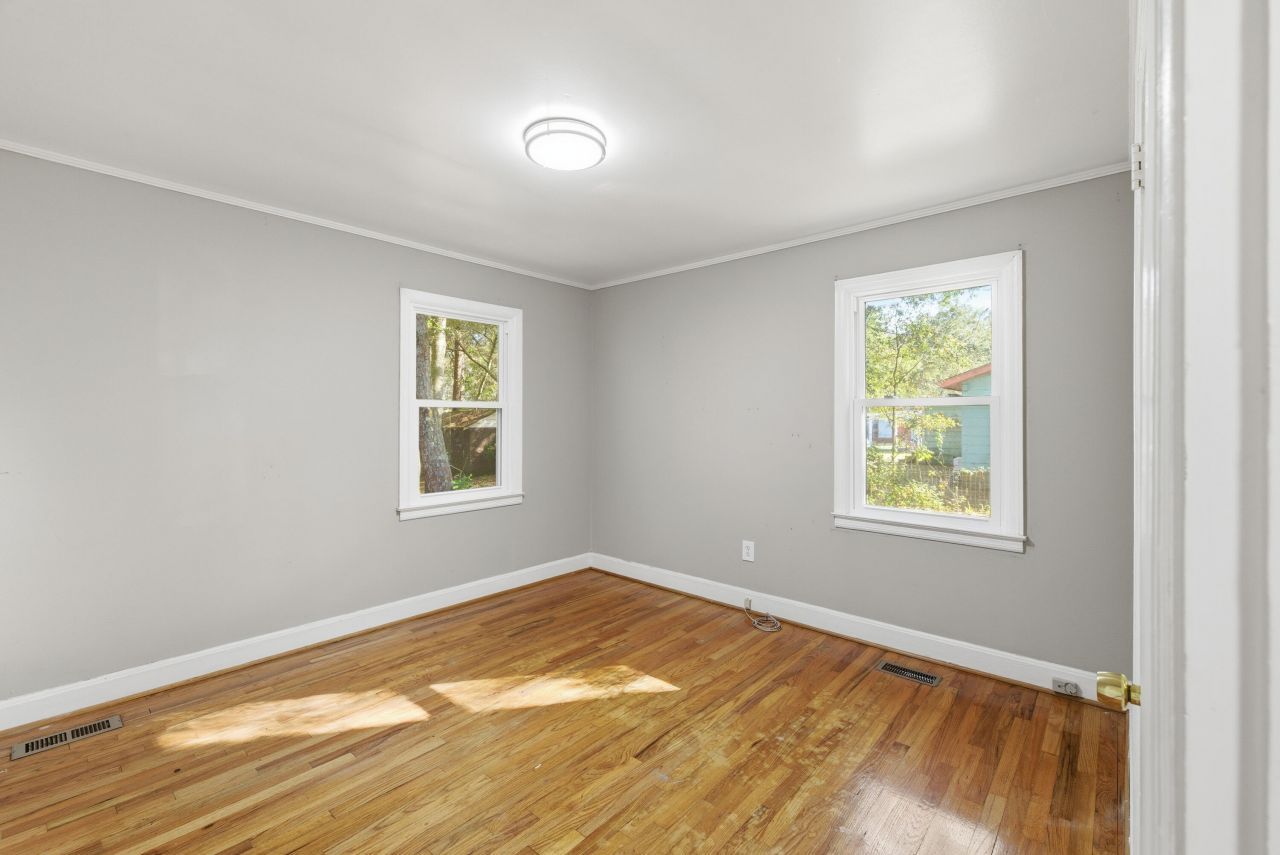 109 Bishop Street Photo 8