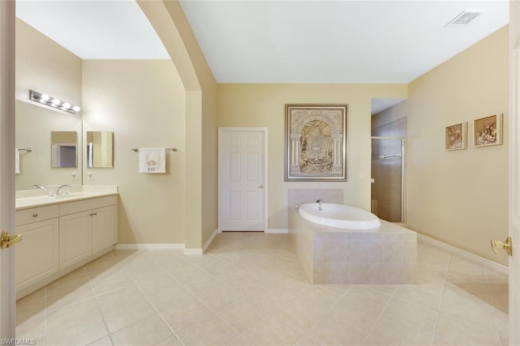 3530 Lansing Loop, Unit 202, Estero, FL 33928 Photo