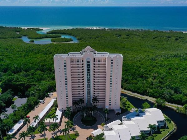 6101 Pelican Bay BLVD, Unit 201, NAPLES, FL 34108