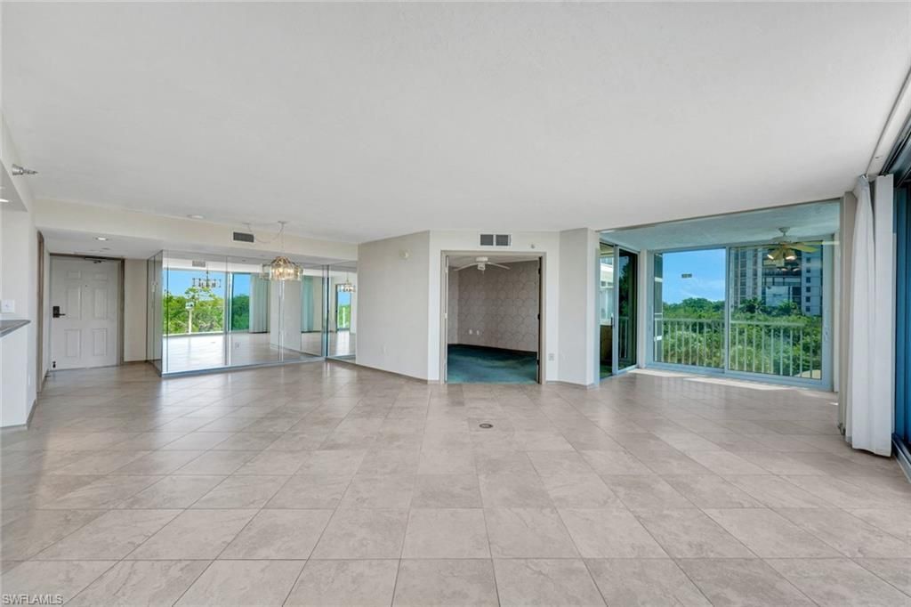 6101 Pelican Bay Blvd, Unit 201, Naples, FL 34108 Photo