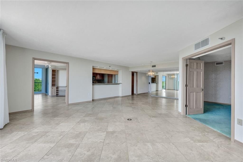 6101 Pelican Bay Blvd, Unit 201, Naples, FL 34108 Photo