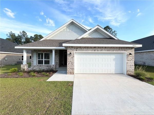 4035 Leighton Place Drive, Mobile, AL 36693