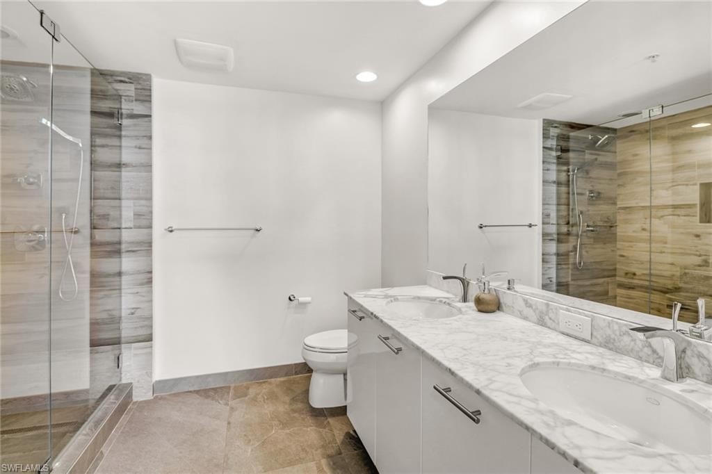 3000 Oasis Grand Blvd, Unit 606, Fort Myers, FL 33916 Photo