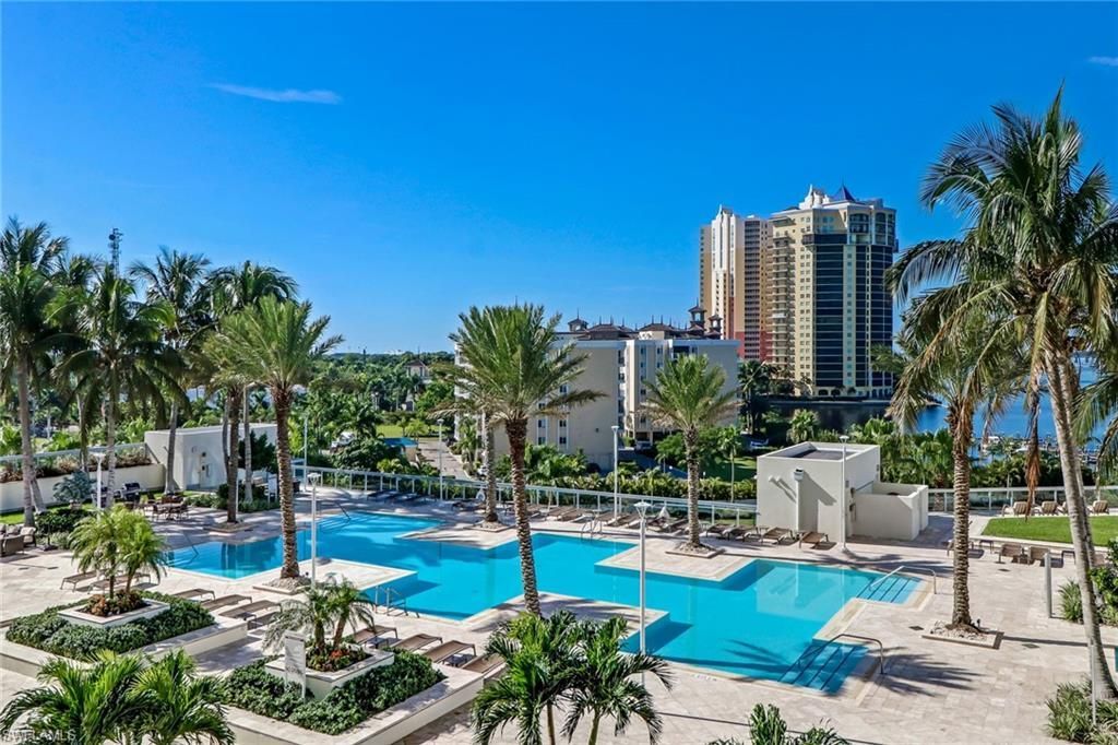 3000 Oasis Grand Blvd, Unit 606, Fort Myers, FL 33916 Photo