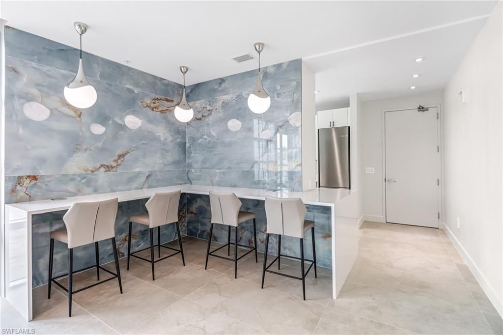 3000 Oasis Grand Blvd, Unit 606, Fort Myers, FL 33916 Photo