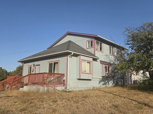 908 Garfield St, Lamont, WA 99017