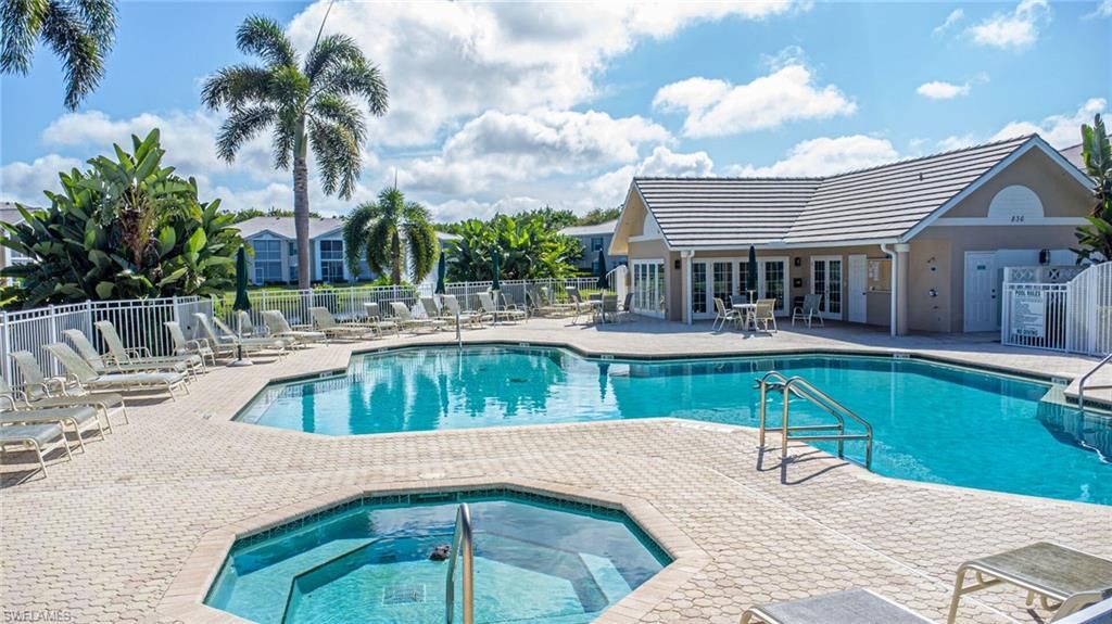 823 Tanbark Dr, Unit 101, Naples, FL 34108 Photo