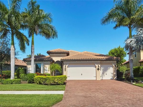 1621 Songbird CT, NAPLES, FL 34120