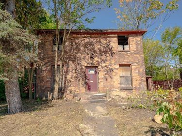 300 W Nevada Street, Highland Park, MI 48203
