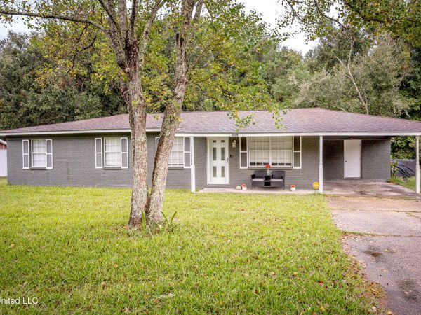 3609 Doris Circle, Moss Point, MS 39563