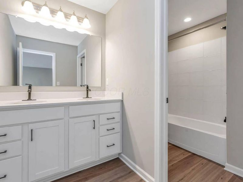 5447 Scotch Woods Drive, Grove City, OH 43123 Photo 21