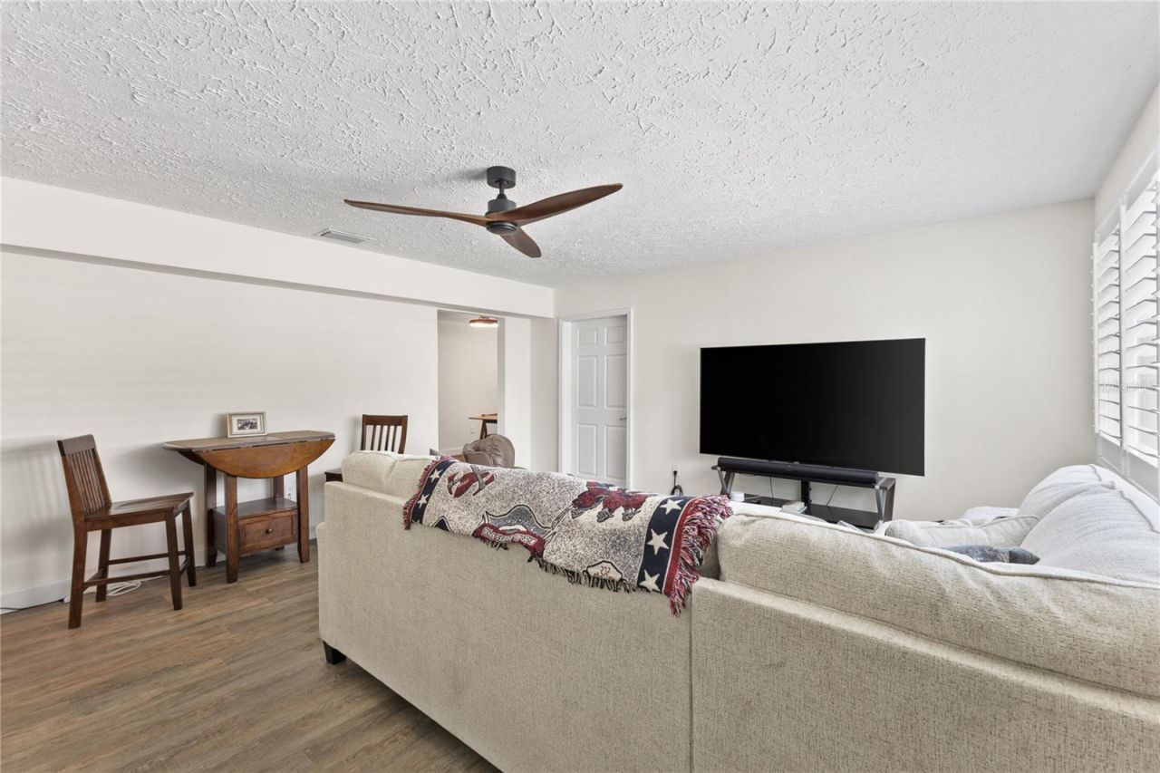 163 Sunway Avenue, Sarasota, FL 34237 Photo