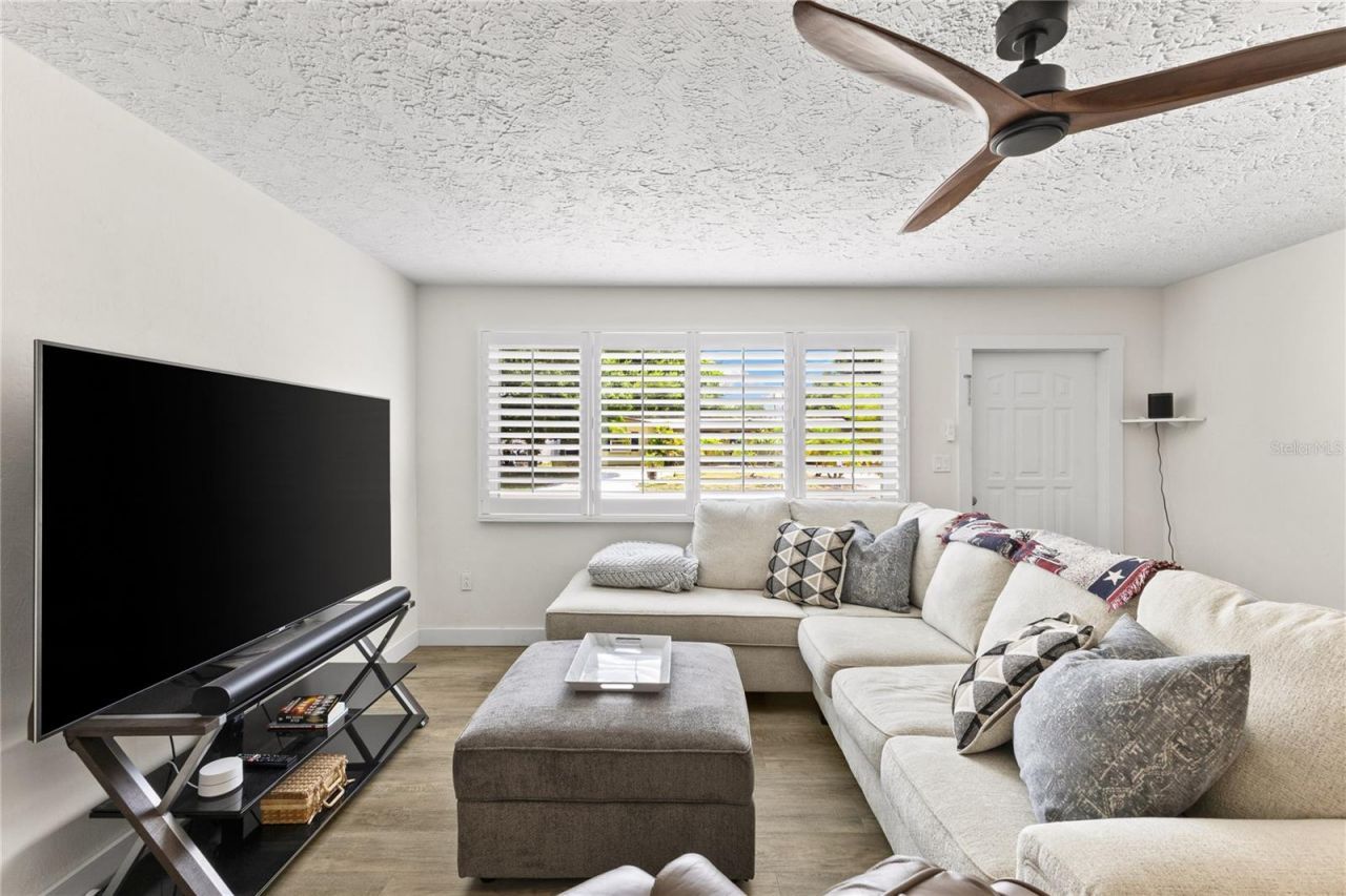 163 Sunway Avenue, Sarasota, FL 34237 Photo