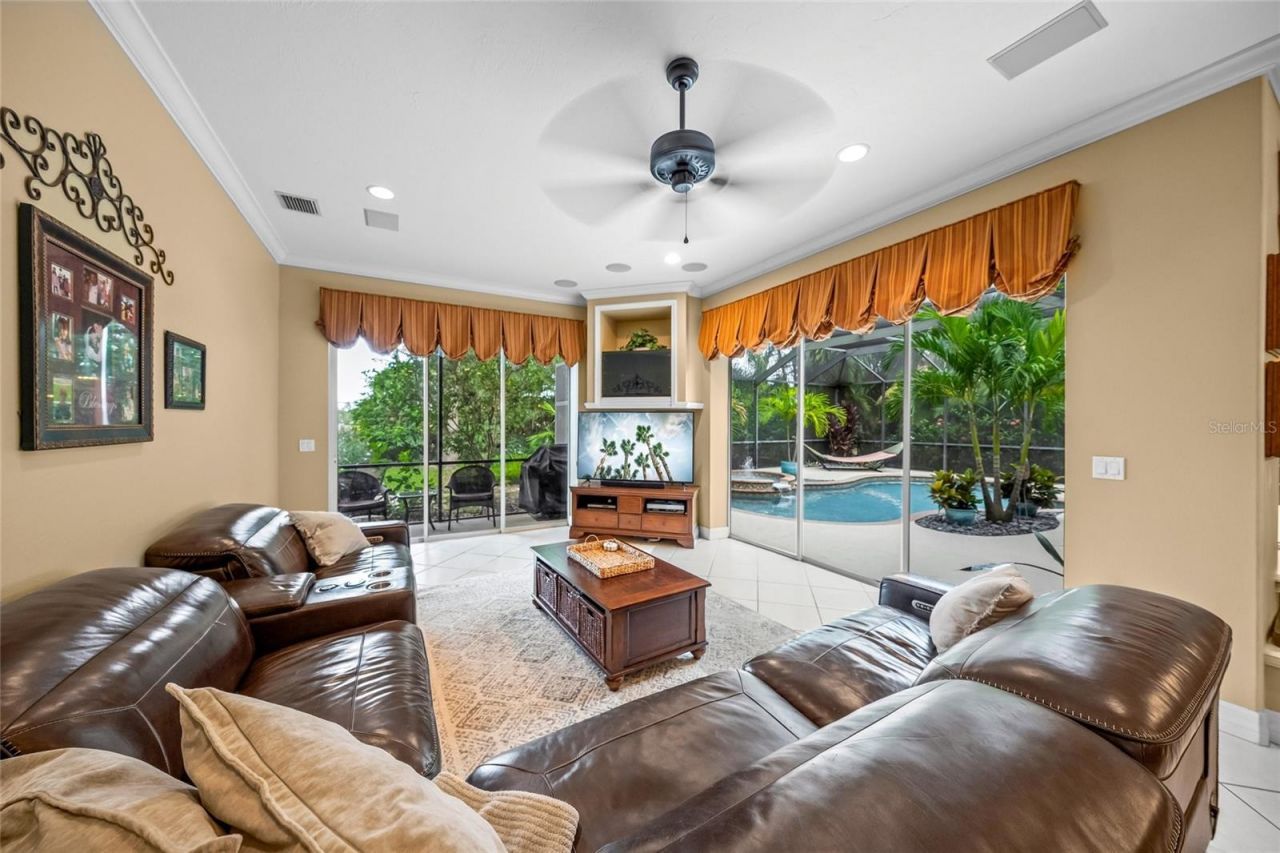 3711 Eagle Hammock Drive, Sarasota, FL 34240 Photo