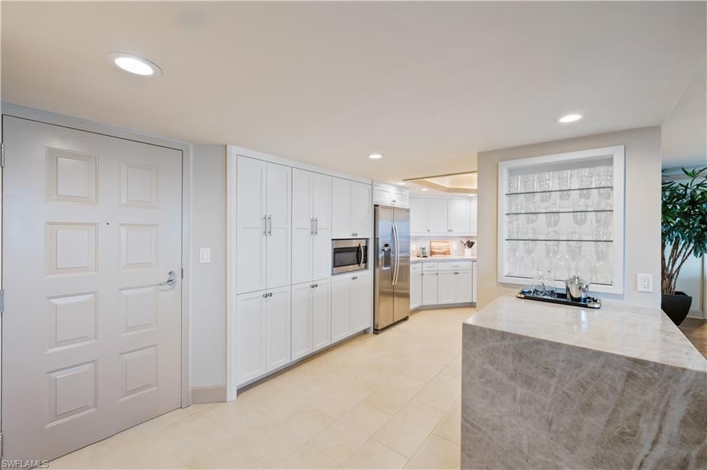 4651 Gulf Shore Blvd N, Unit 1805, Naples, FL 34103 Photo