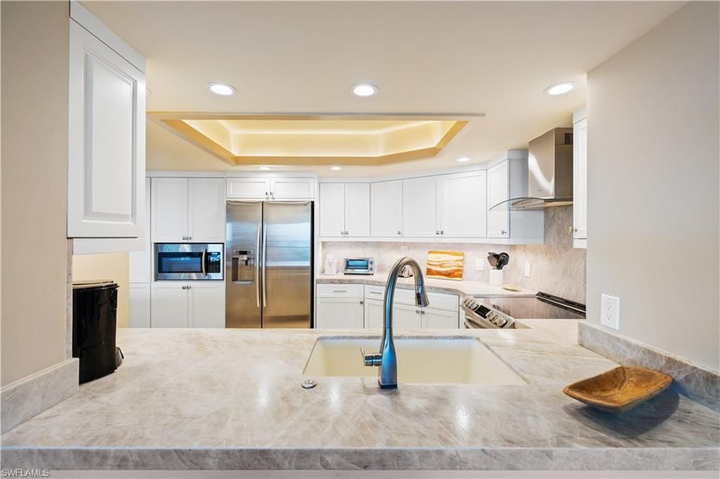 4651 Gulf Shore Blvd N, Unit 1805, Naples, FL 34103 Photo