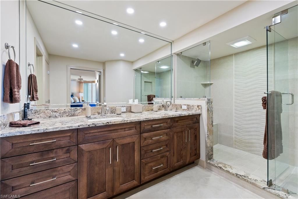 4651 Gulf Shore Blvd N, Unit 1805, Naples, FL 34103 Photo