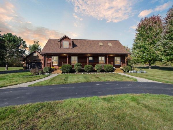 1510 Luce Court, Alma, MI 48801