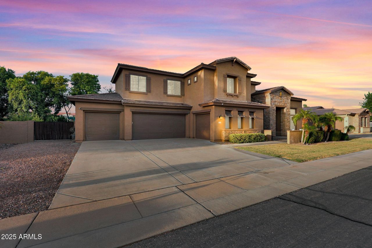 1930 E Sagittarius Place, Chandler, AZ 85249 Main Photo