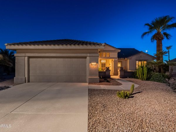 17552 N SOMERSET Drive, Surprise, AZ 85374