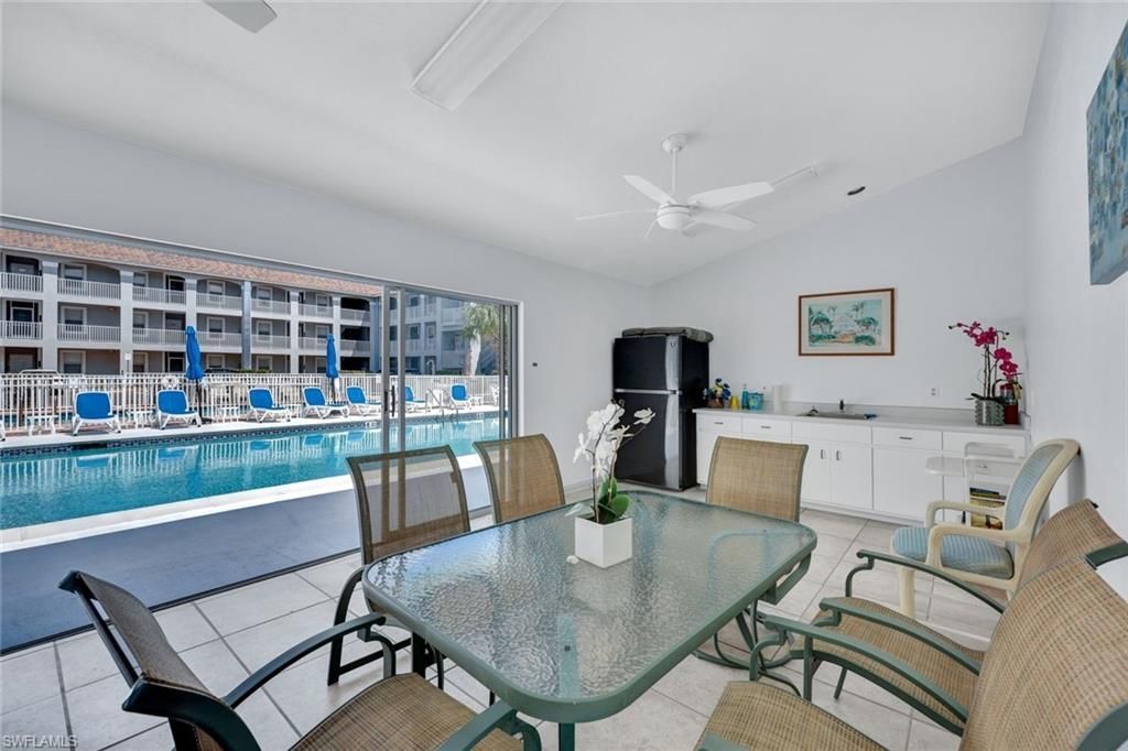 509 Roma Ct, Unit 202, Naples, FL 34110 Photo