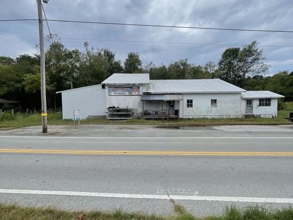 17366 Clay County Hwy, Red Boiling Springs, TN 37150