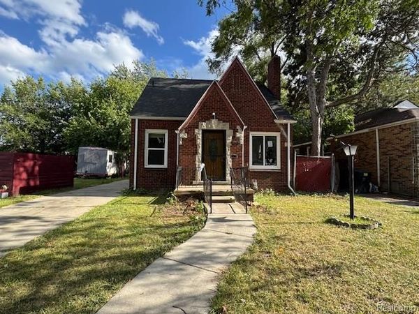 12574 Corbett Street, Detroit, MI 48213