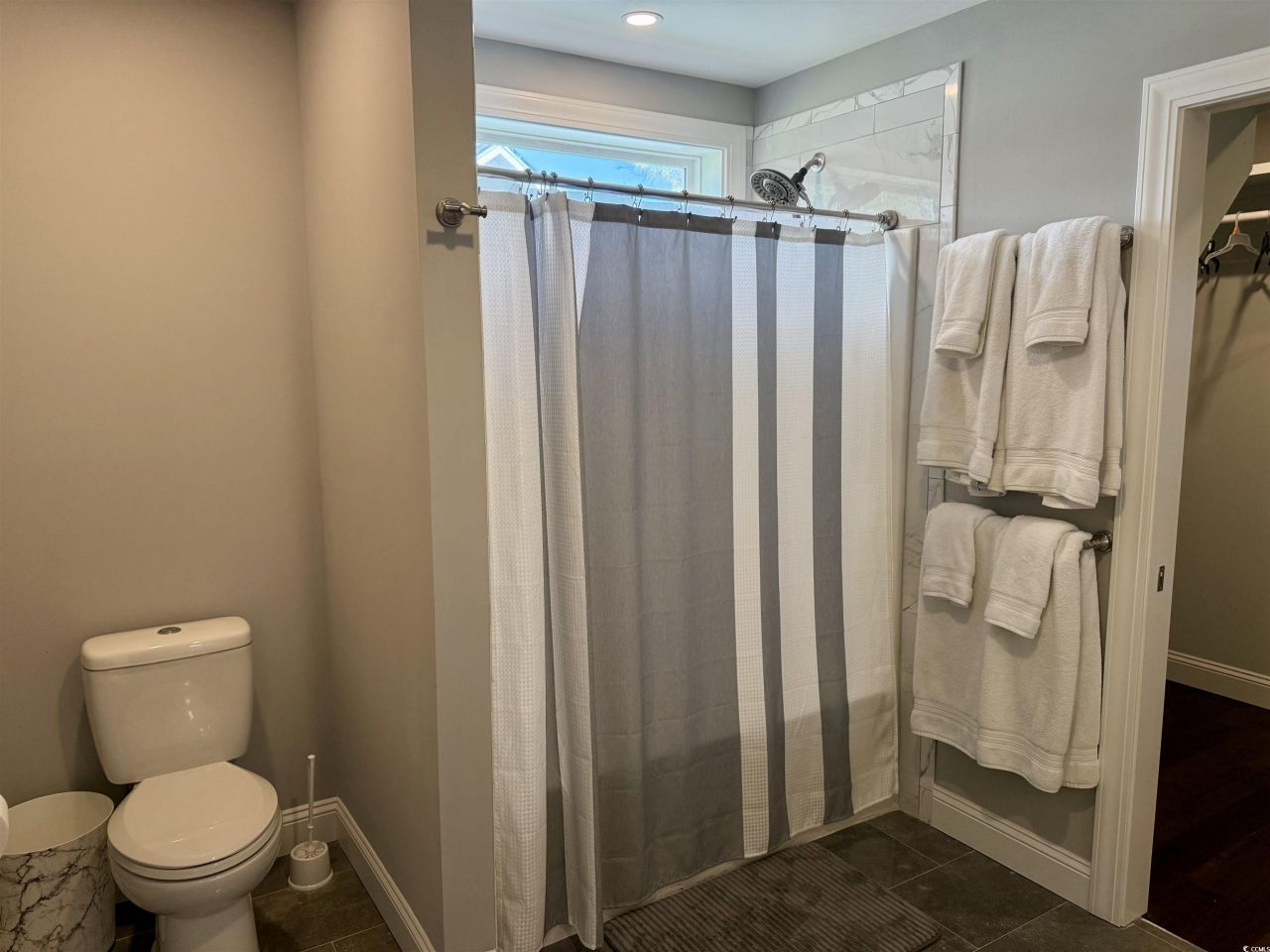 100 Oak Bay Dr. Photo 23